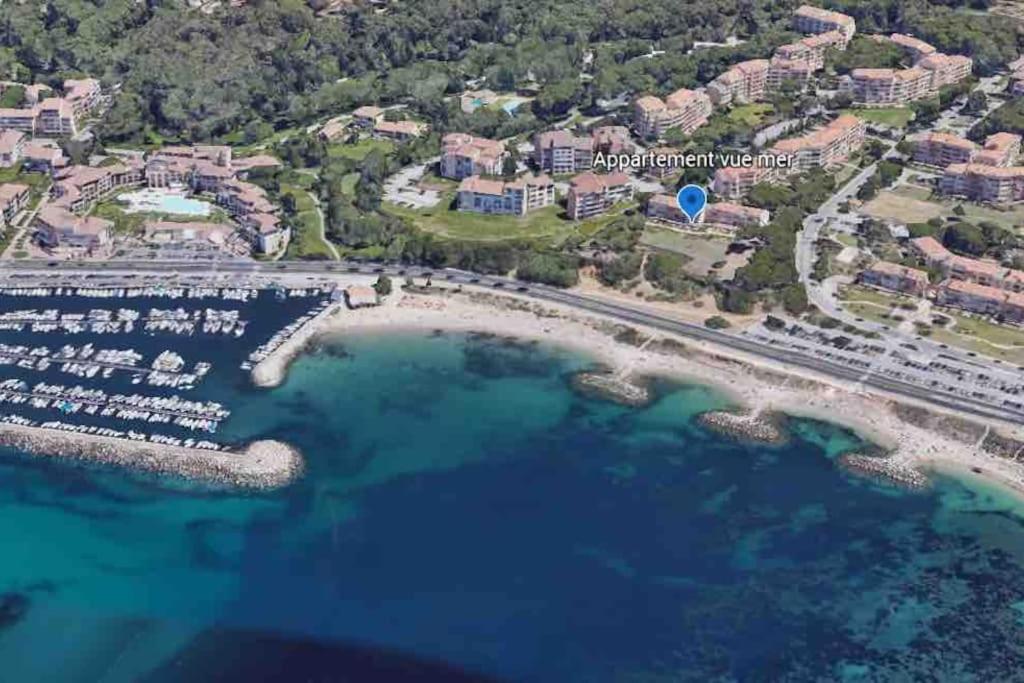 Apartmán Sea-View - Wifi - Parking Six-Fours-les-Plages Exteriér fotografie